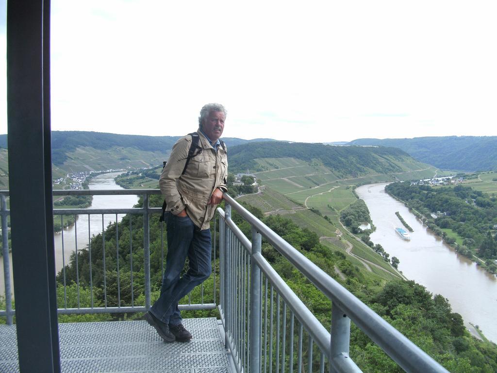Gaestehaus Heidi Kröv エクステリア 写真